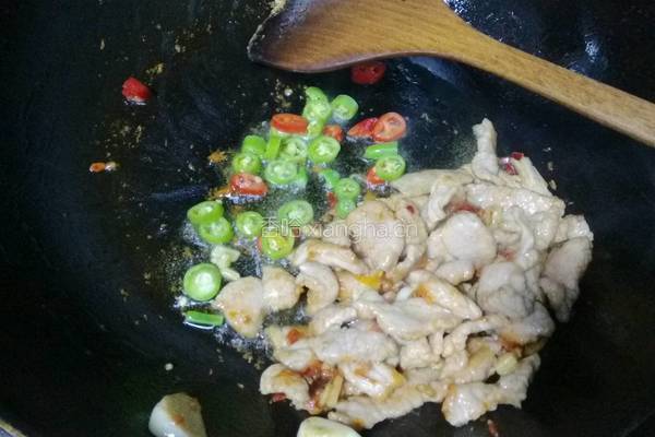 蘑菇炒肉片的做法图解7