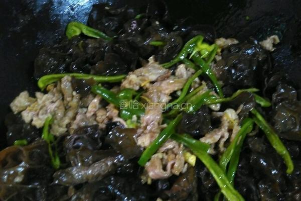 木耳炒肉的做法图解6