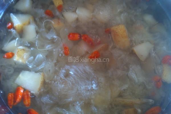 冰糖银耳梨汤的做法图解7
