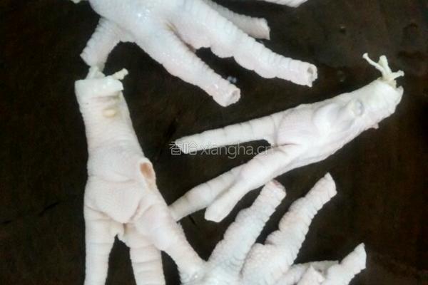 卤鸡爪的做法图解1
