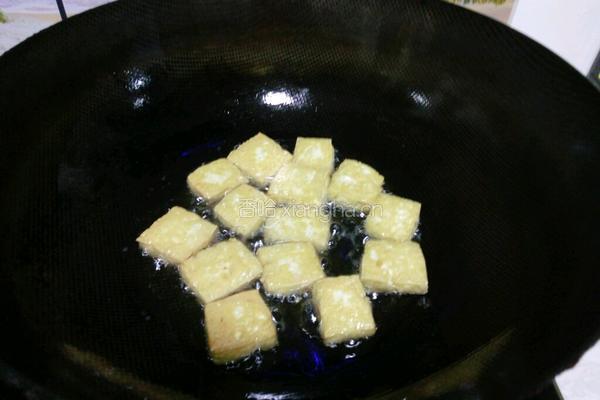 小炒煎豆腐的做法图解2