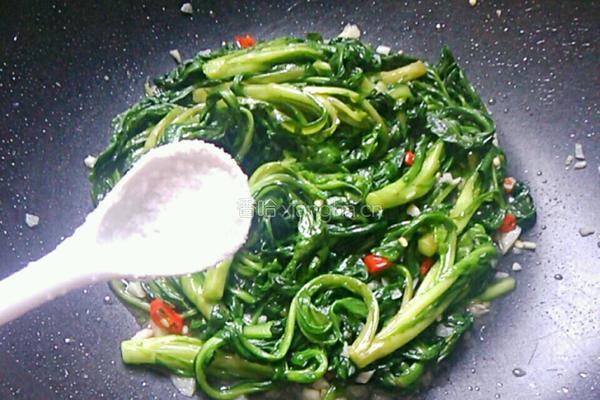 蒜蓉茼蒿的做法图解5