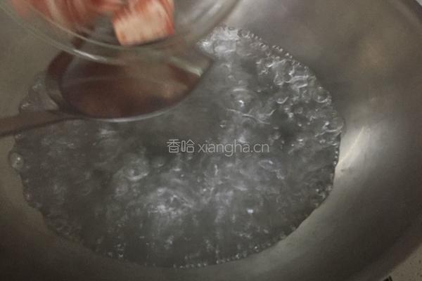 芹菜萝卜排骨汤的做法图解3