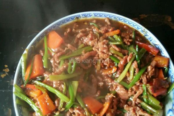 芹菜炒牛肉的做法图解5