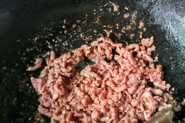 芹菜炒牛肉的做法图解3