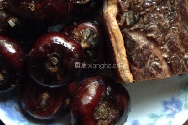 马蹄炒酱肉的做法图解1
