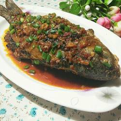 豆瓣鲫鱼的做法[图]