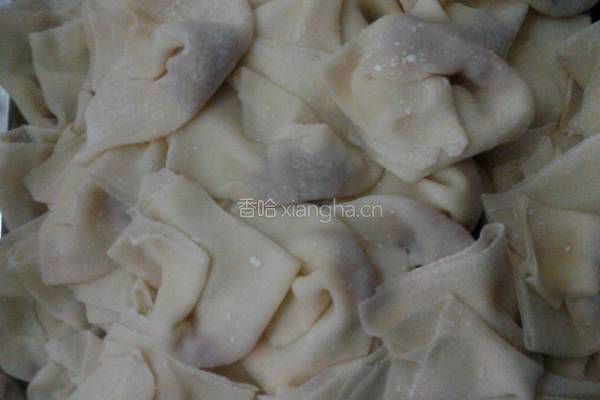 酸辣馄饨的做法图解2