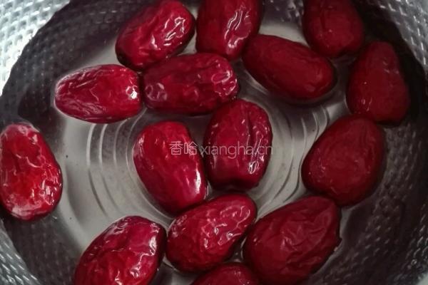 枣夹核桃(早想和你在一起)的做法图解2