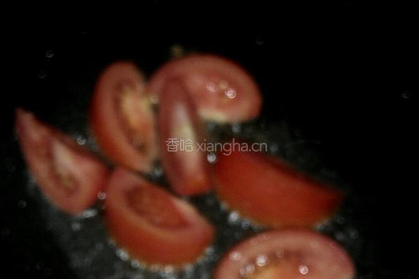 番茄香焖龙利鱼的做法图解3