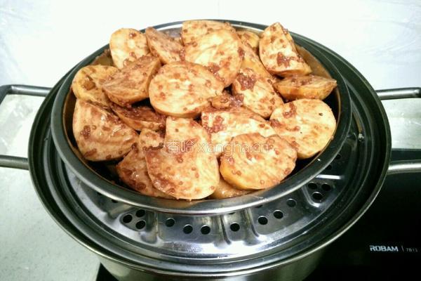 香芋粉蒸肉的做法图解10