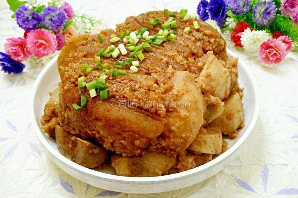 香芋粉蒸肉的做法图解16