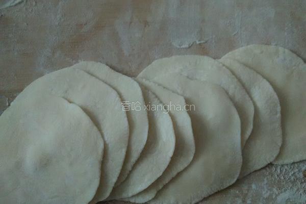 荠菜水饺的做法图解16