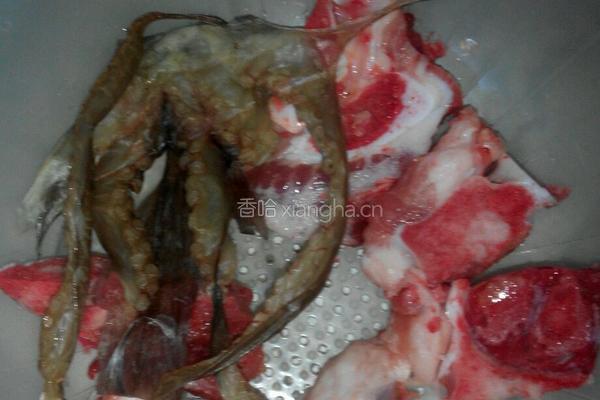 同骨八爪鱼春菜汤（介菜）的做法图解1