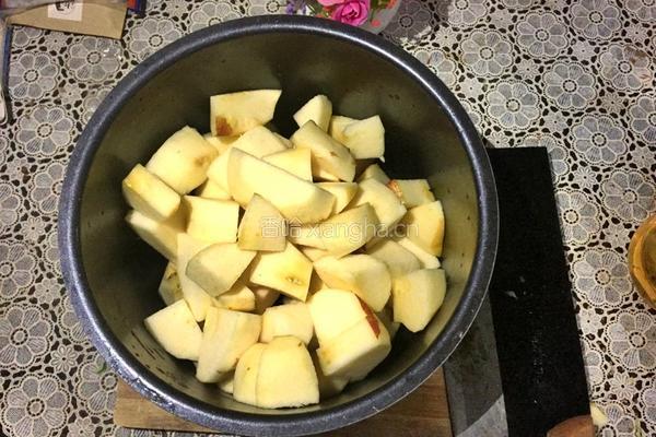 苹果罐头的做法图解3