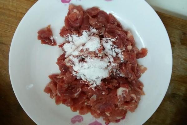 爆炒牛肉丝的做法图解2