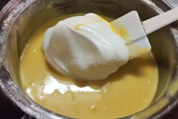 草莓烫面奶油蛋糕卷的做法图解3