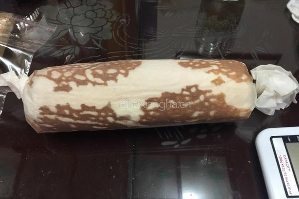 草莓烫面奶油蛋糕卷的做法图解8