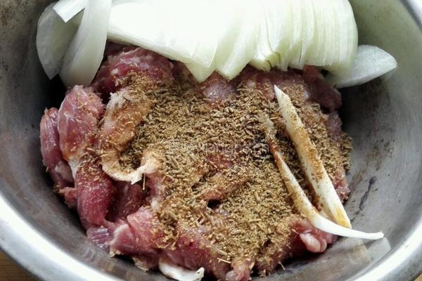 孜然烤肉的做法图解2