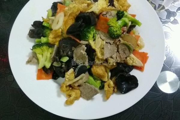 鸡蛋牛肉西兰花木耳的做法图解8