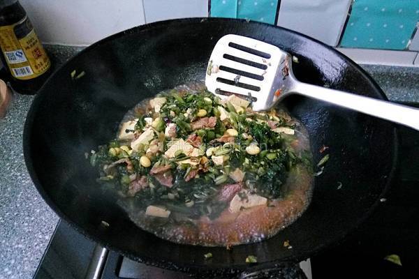雪里蕻炒豆腐的做法图解8