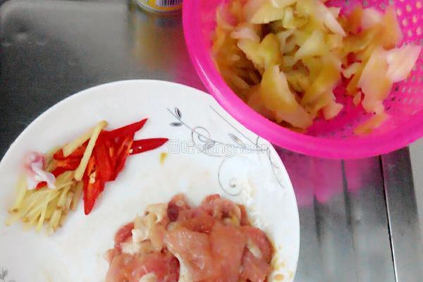 咸菜炒肉片的做法图解4