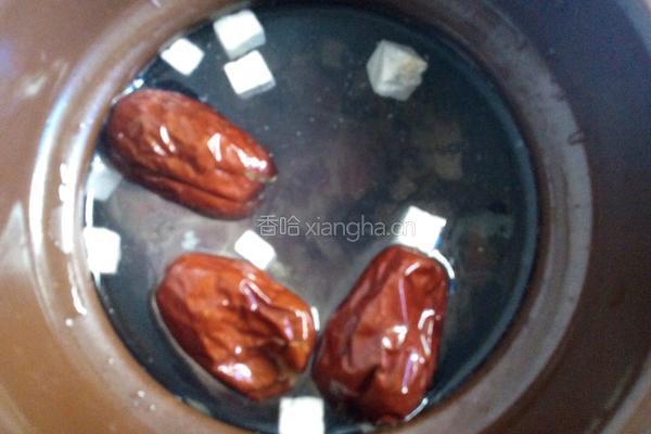 茯苓赤小豆煲猪骨的做法图解3