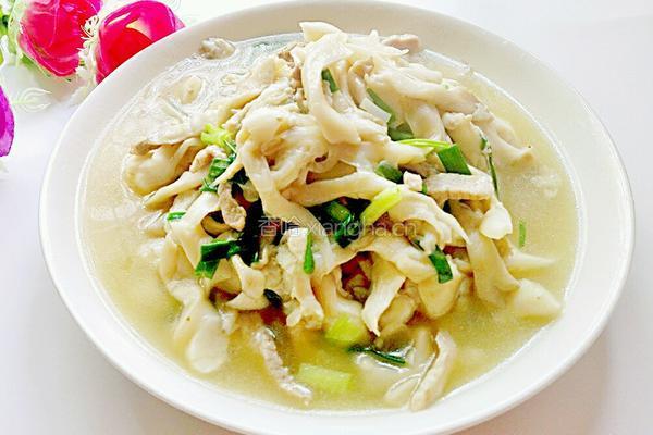 瘦肉炒平菇