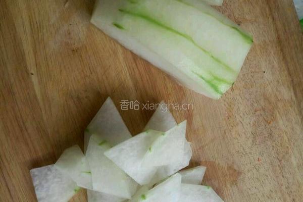 冬瓜丸子汤的做法图解1
