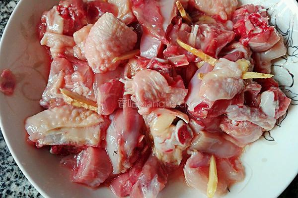 南瓜冬菇鸡肉饭的做法图解2