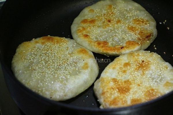 牛肉洋葱胡萝卜馅饼的做法图解9