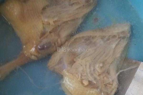 年味～鸭腿炖黄豆的做法图解2