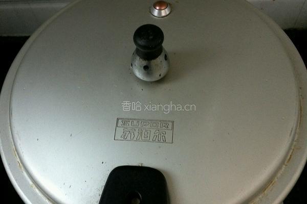 水晶皮冻的做法图解6