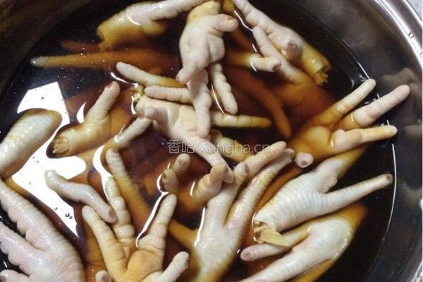 虎皮凤爪的做法图解2