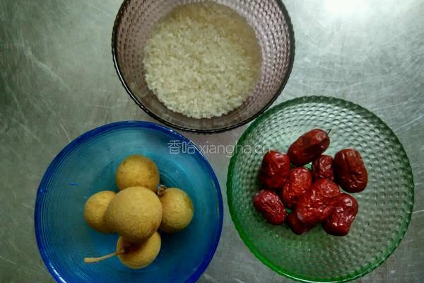 红枣桂圆米糊的做法图解1