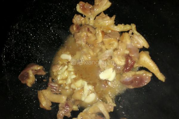 芹菜炒鸭肉的做法图解3