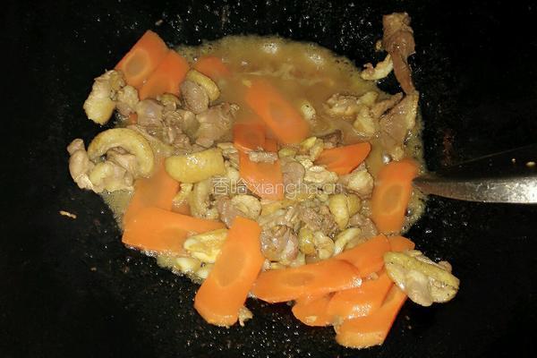 芹菜炒鸭肉的做法图解4