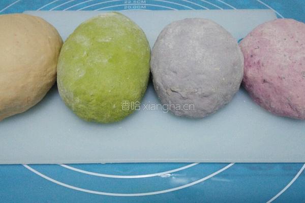 彩色素水饺的做法图解4