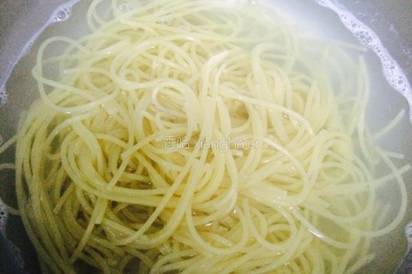 意大利面。的做法图解2