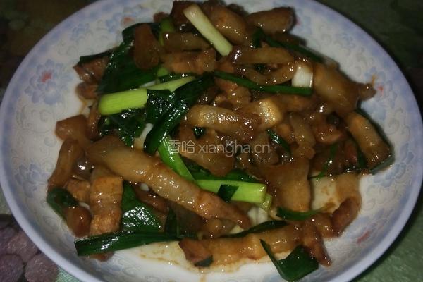 蒜苗炒三层肉