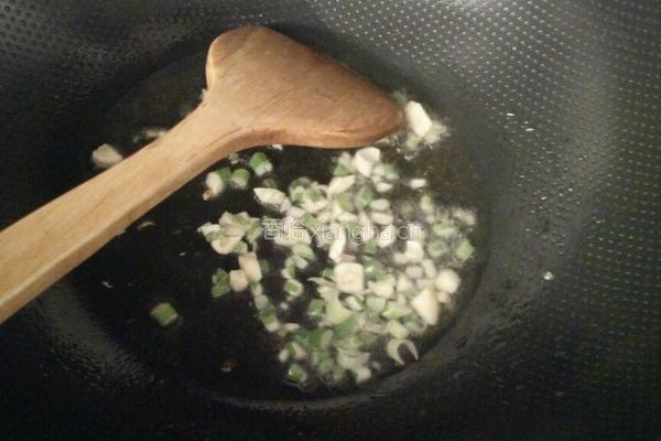 韭菜土豆丝的做法图解7