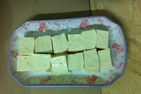 蒸肉酿豆腐的做法图解2