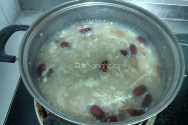 花生红枣蛋糊粥的做法图解8