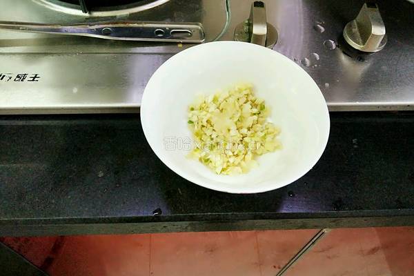 清蒸茄子。的做法图解3