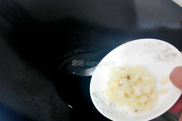 蒜蓉爆炒通心菜的做法图解4
