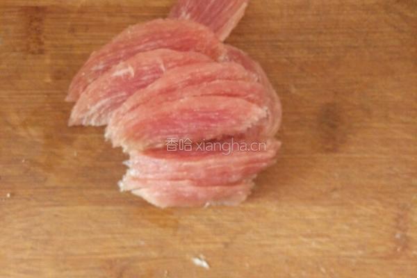 肉片炒蒜苔的做法图解2