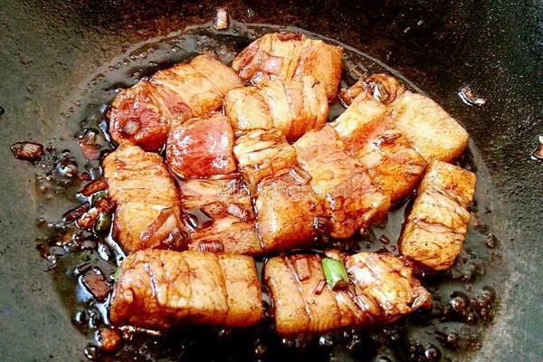 猪肉酸菜炖粉条的做法图解7