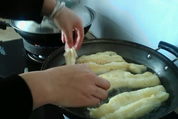 自制油条的做法图解5