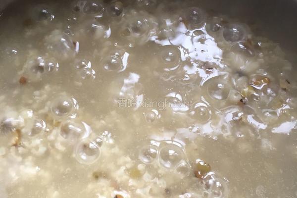 猪肝绿豆粥的做法图解6
