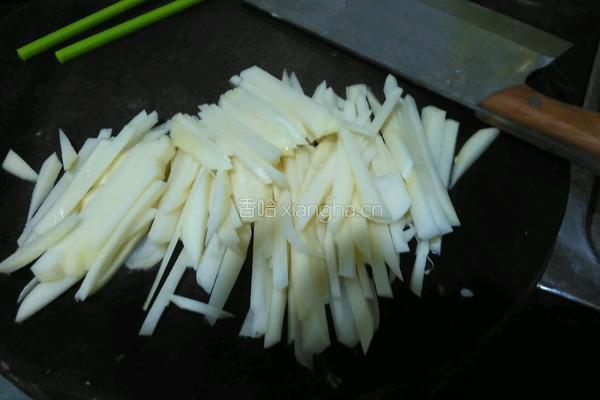 土豆鸡蛋饼的做法图解1